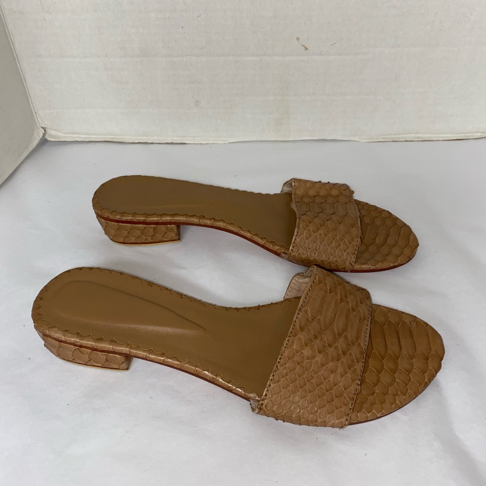 White Ginger Slides Sandals Snake Skin Sz 42